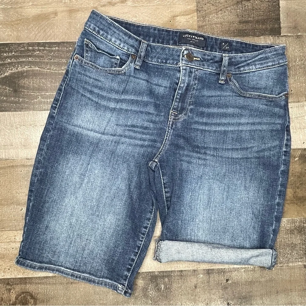 Lucky Brand Bermuda Jean Short size 8/29